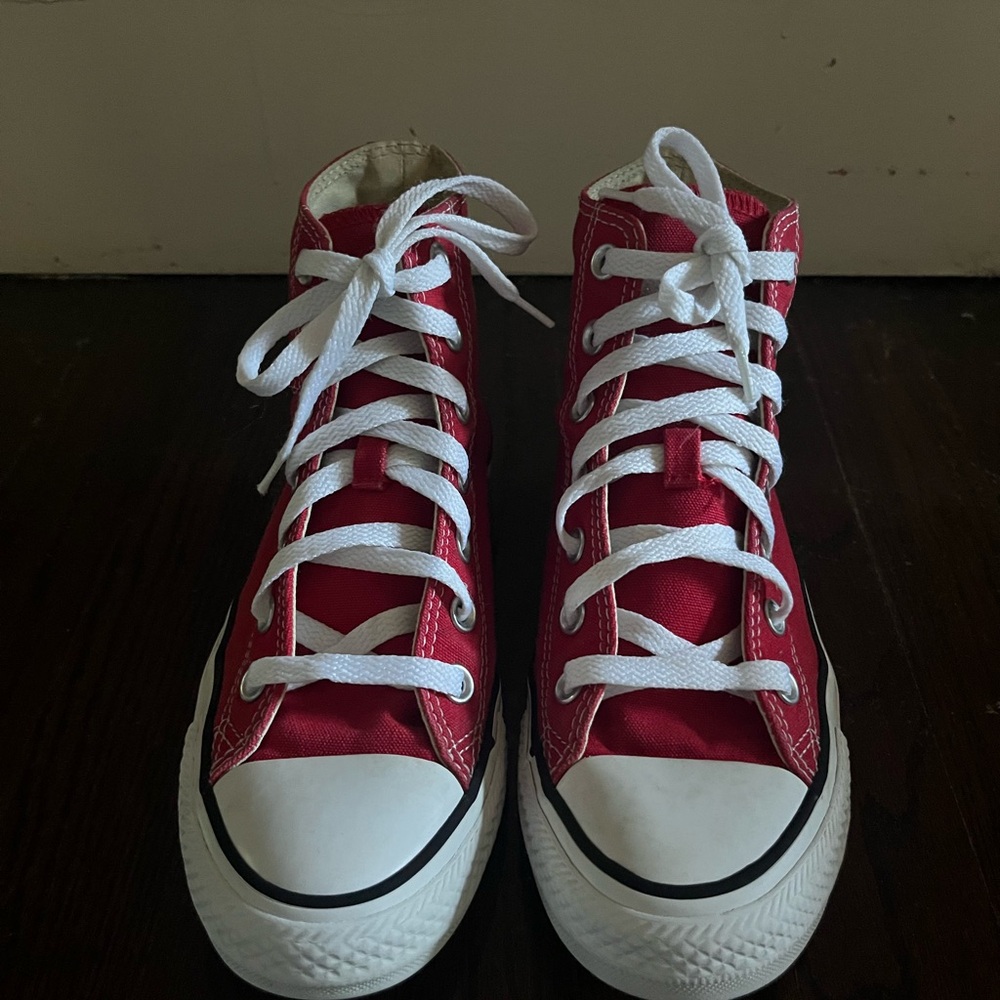 Red Converse